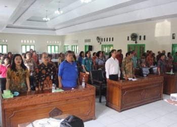 Peran Guru PAK Dalam Membentuk Watak dan Moral Siswa