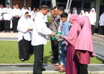 Peringati HAB ke 74, Kemenag Klaten Salurkan Bantuan Pada Fakir Miskin