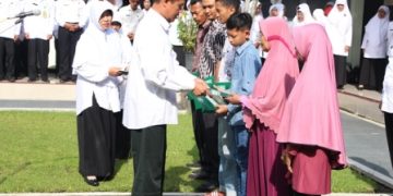 Peringati HAB ke 74, Kemenag Klaten Salurkan Bantuan Pada Fakir Miskin