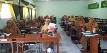Workshop Pembuatan Perangkat Pengajaran, Upaya Tingkatkan Kompetensi Guru MTsN 1 Klaten
