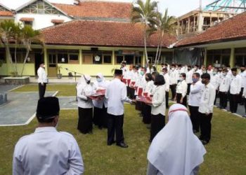 Penghargaan Satyalencana Picu Motivasi Tingkatkan Kinerja Kemenag