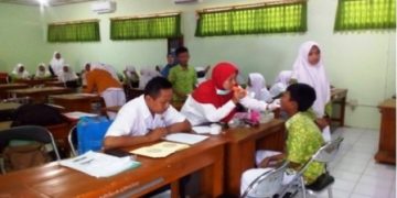 Pemeriksaan Mulut dan Gigi, Sadarkan Siswa Akan Arti Penting Kesehatan