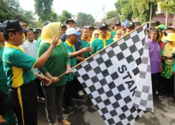 Bupati Lepas Jalan Sehat HAB Kemenag Klaten