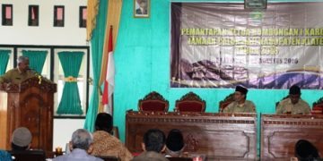 Karu dan Karom Fasilitasi Jemaah dengan Petugas Haji