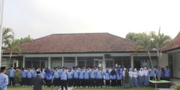 Upacara HUT RI ke 71
