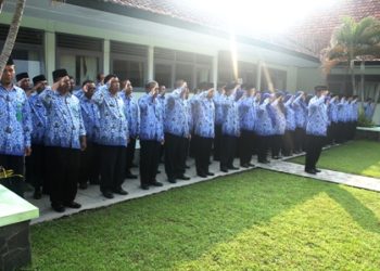 Kerja nyata secara mandiri dan berkarakter
