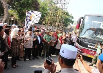 984 Calhaj Asal Klaten Diberangkatkan ke Tanah Suci