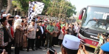 984 Calhaj Asal Klaten Diberangkatkan ke Tanah Suci