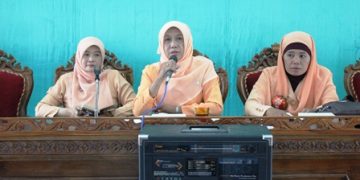 Dharma Wanita Sebagai Motivator Suami