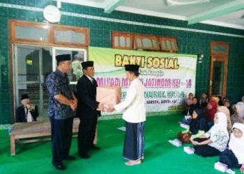 Milad ke 14, MTsN Jatinom Gelar Bakti Sosial