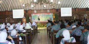 Wakil Bupati lepas calon haji Klaten
