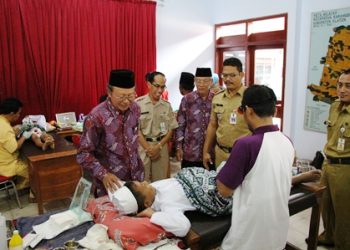 Khitanan massal kontribusi sosial untuk membangun umat