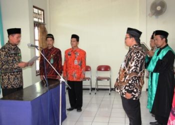 Lantik Pengawas, Kakankemenag Minta Tunjukkan Integritas Tinggi