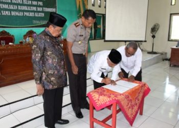 Tolak Radikalisme dan Terorisme