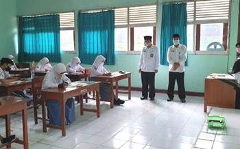 Monitoring Pelaksanaan UM, Kakankemenag, UM Berjalan Lancar dan Baik