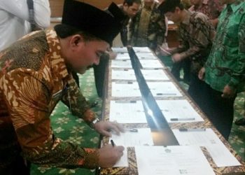 Drs.H.Farchani,MM Resmi Menjabat Kepala Kanwil Kemenag Prov. Jateng