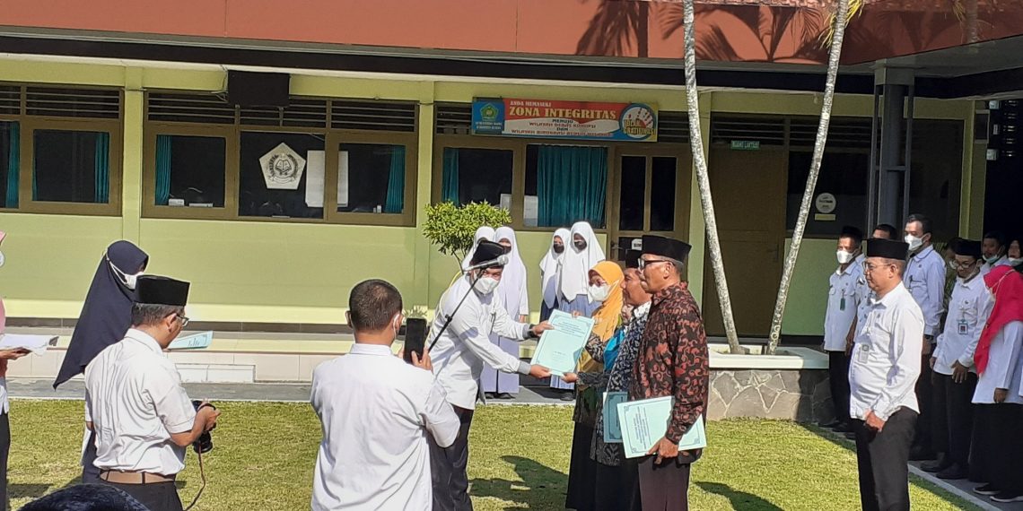 Pasca Purna Tugas, Lapangan Pengabdian di Masyarakat Menanti