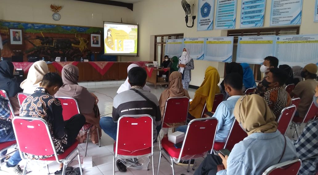 Cegah Stunting, KUA Karanganom Gelar Bimwin KeCanTOL KaMU Angkatan XIX