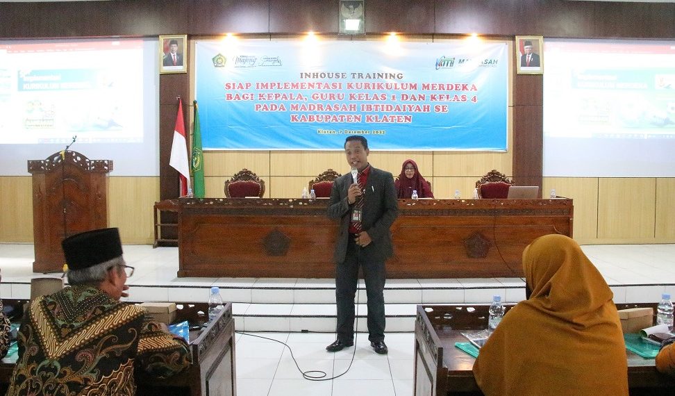 Implementasi Kurikulum Merdeka, KKM MI Klaten Gelar In House Training
