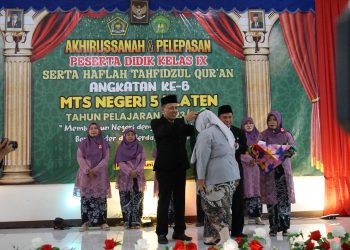 AKHIRUSSANAH & PELEPASAN PESERTA DIDIK KELAS IX SERTA HAFLAH TAHFIDZUL QUR’AN – MTs N 5 KLATEN