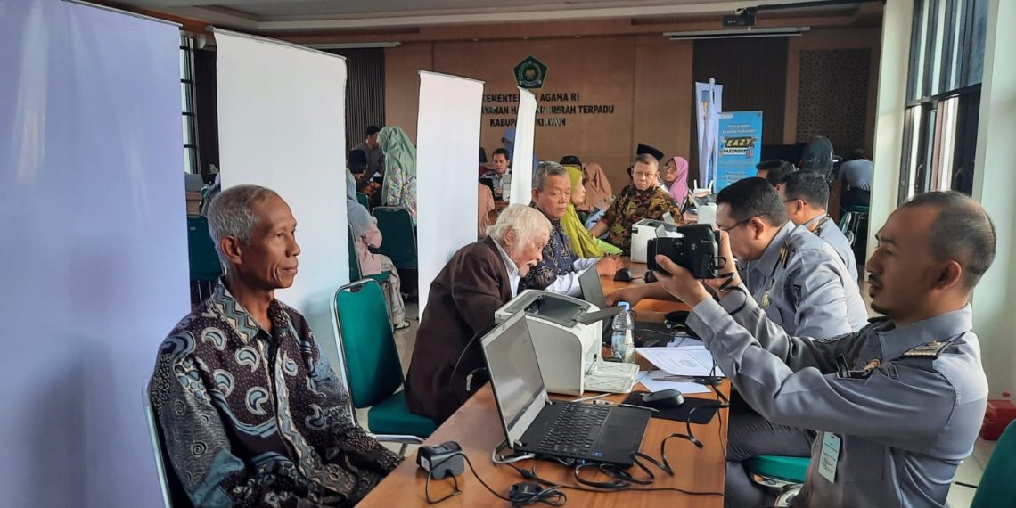 Eazy Passport Jemaah Calon Haji Kabupaten Klaten Tahun 1446 H / 2025 M