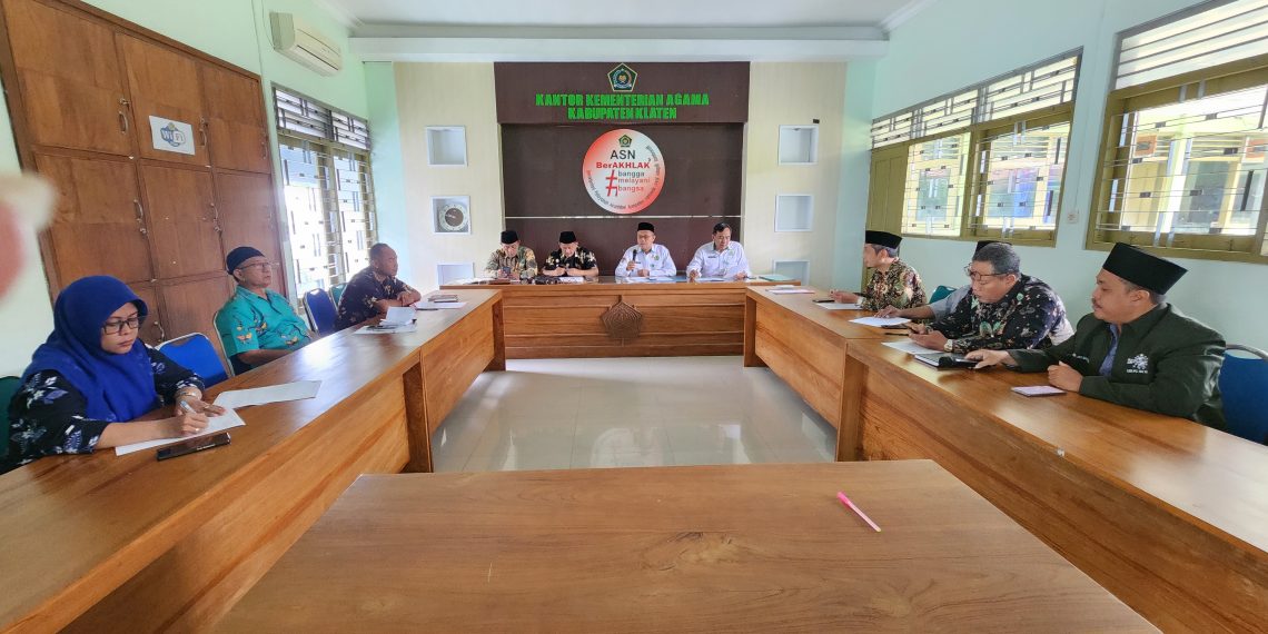 Kankemenag Klaten Gelar Rapat Koordinasi tentang Penetapan Besaran Zakat Fitrah dan Fidyah Tahun 1446 H / 2025 M