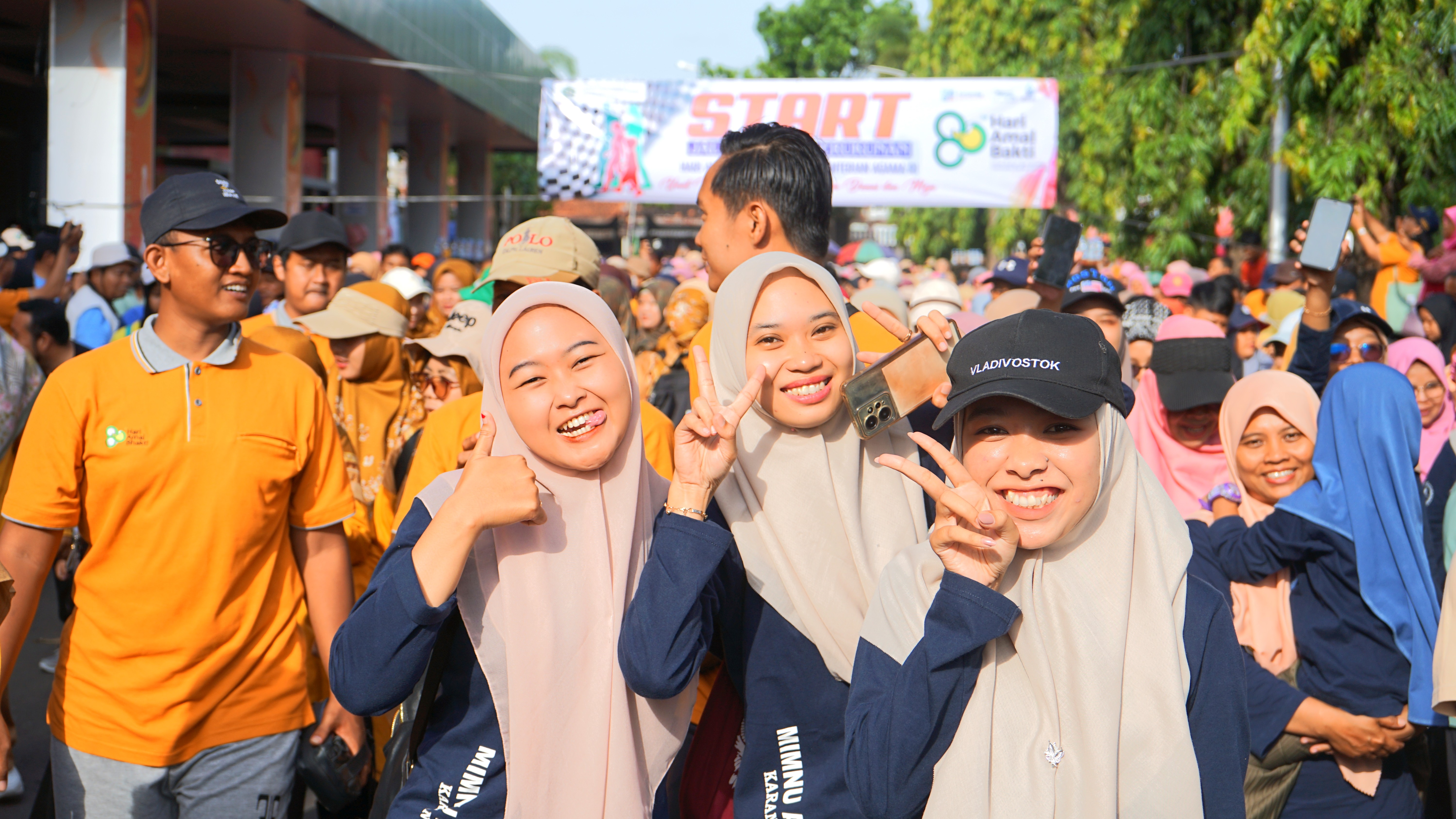 Kemenag Klaten Gelar Jalan Sehat Kerukunan