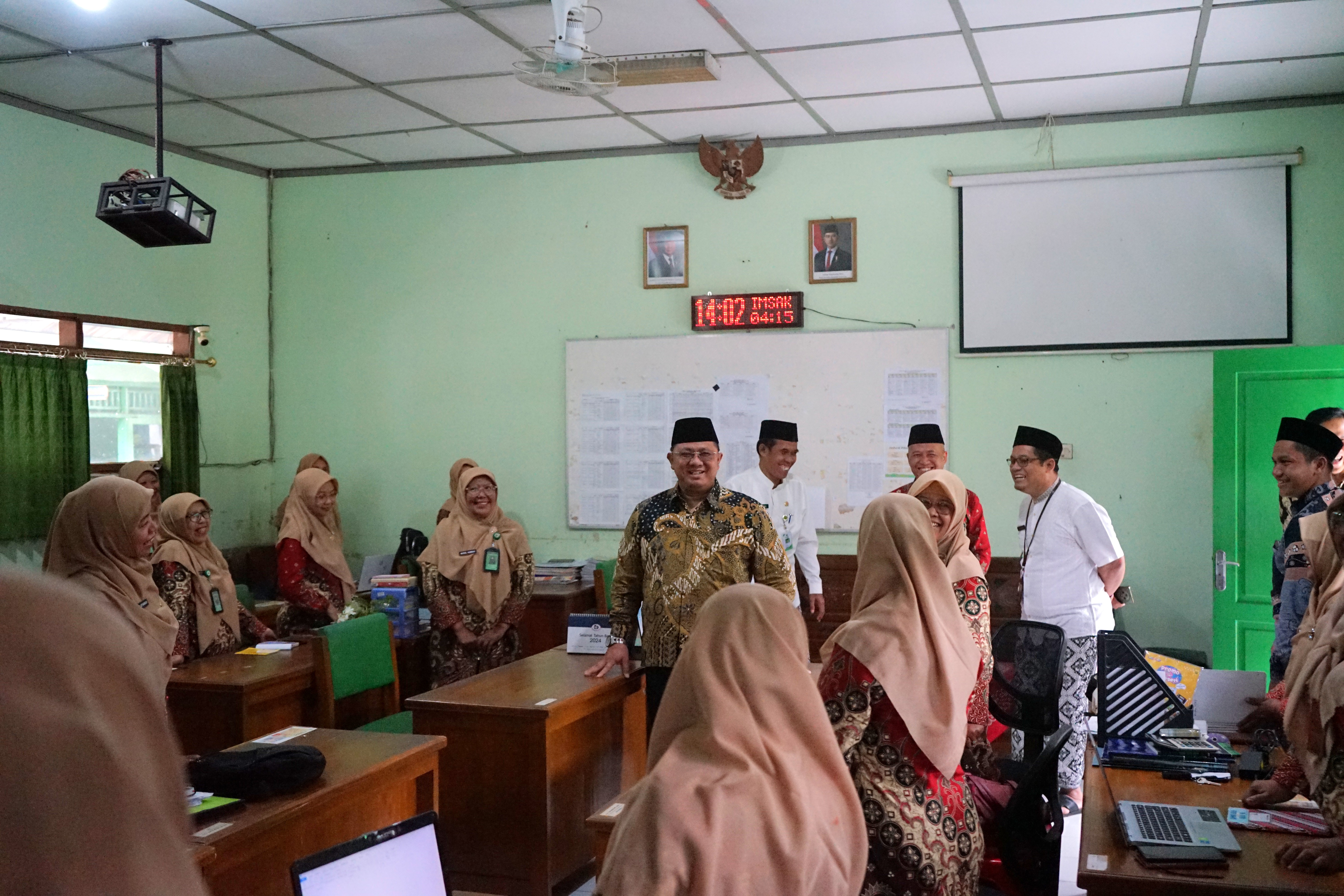 Madrasah Siap Cetak Generasi Emas Berprestasi Dunia